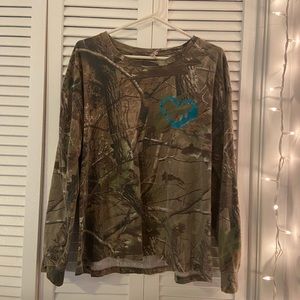 Hook N Antler Long Sleeve Shirt
